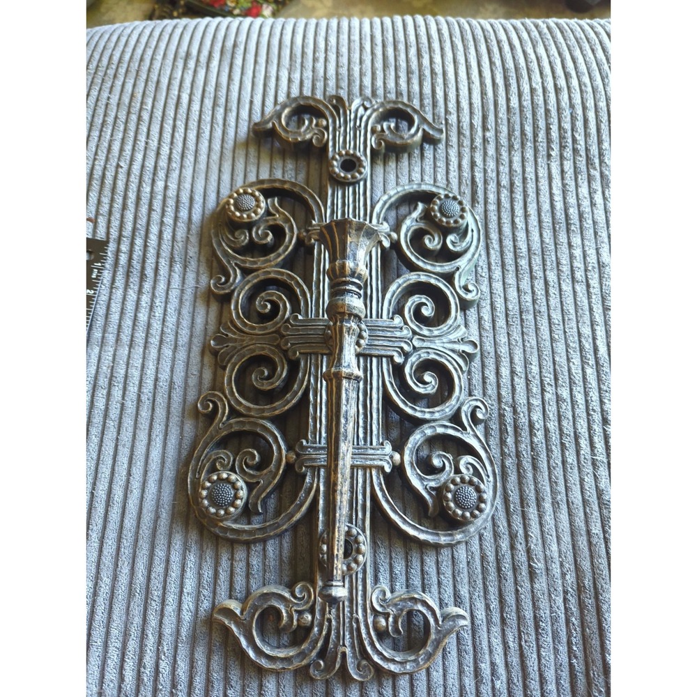 Vintage Homco Hollywood Regency Core Ornate Hammered Gold  Sconce